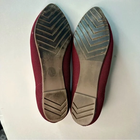 CYNTHIA ROWLEY Pointed Toe Knit Chelsea Slip In Burgundy Ballet Flat 9M - Picture 6 of 11